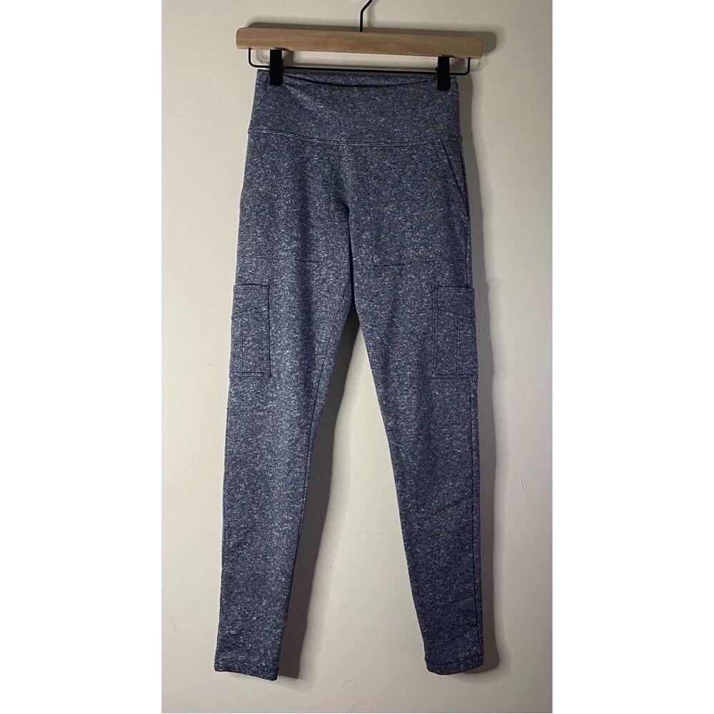 Pink Victoria’s Secret Active Wear Ultimate Fleece Leggings